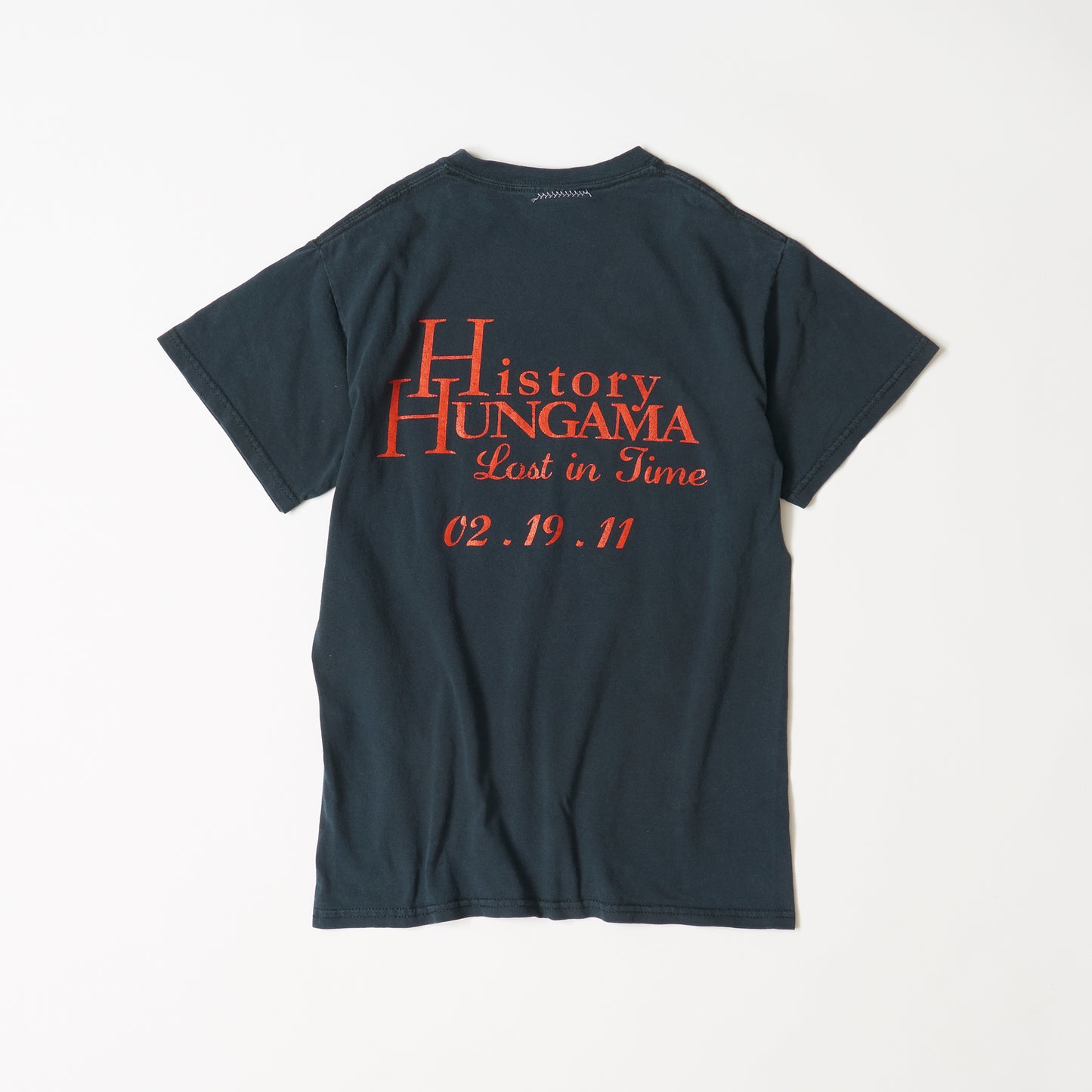 ネイビーのTシャツ。コットン100。裏面