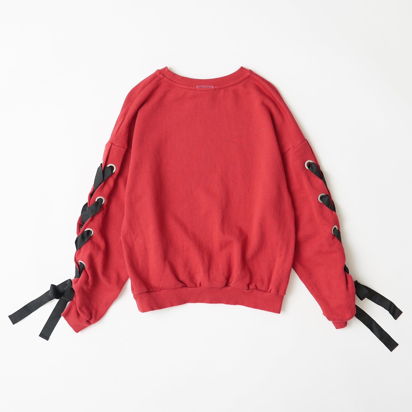 トレーナー(袖リボンレッド)| No one is free until we are all free