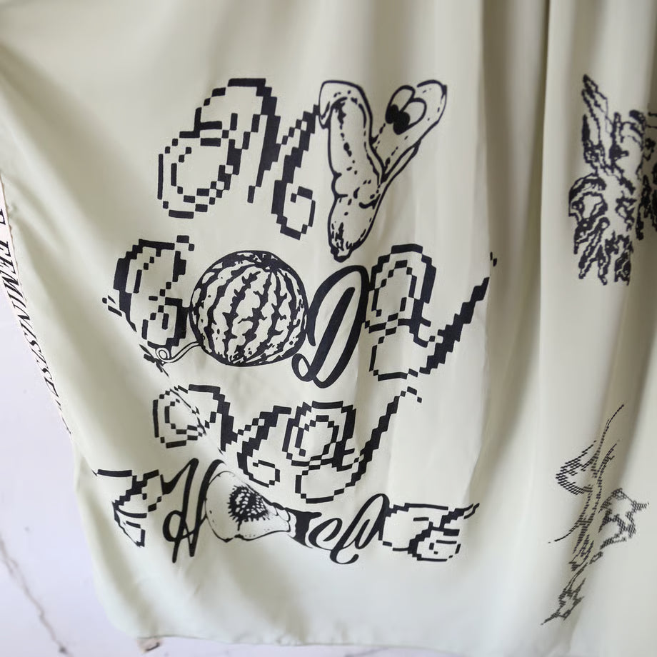 Big T-shirt (beige) | Queer Power