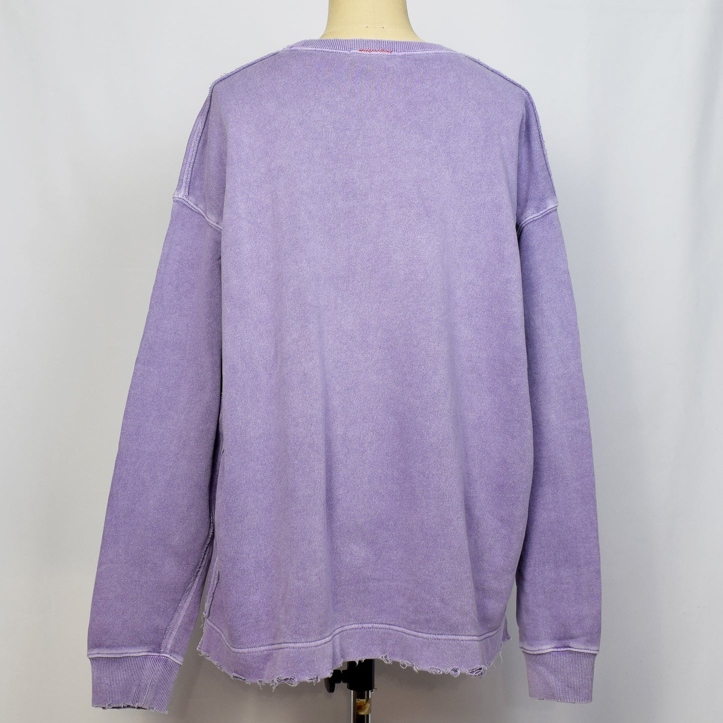 ダメージ加工トレーナー（ラベンダー）｜MY BODY MY CHOICE