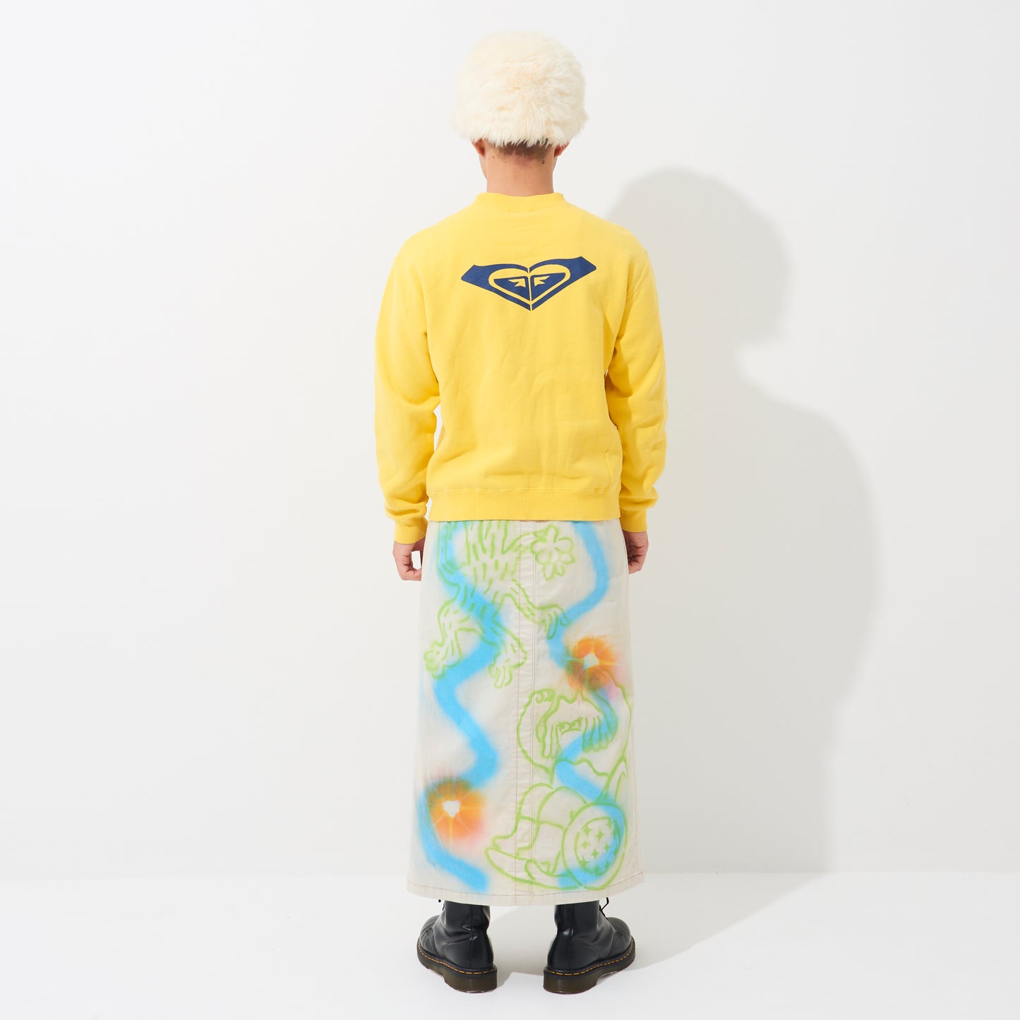 Sweatshirt (yellow) | bad girls go everywhere