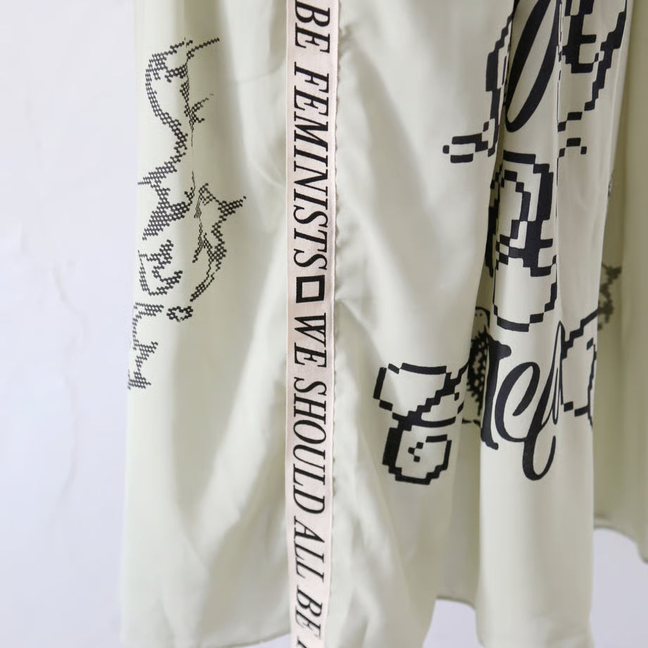 Big T-shirt (beige) | Queer Power