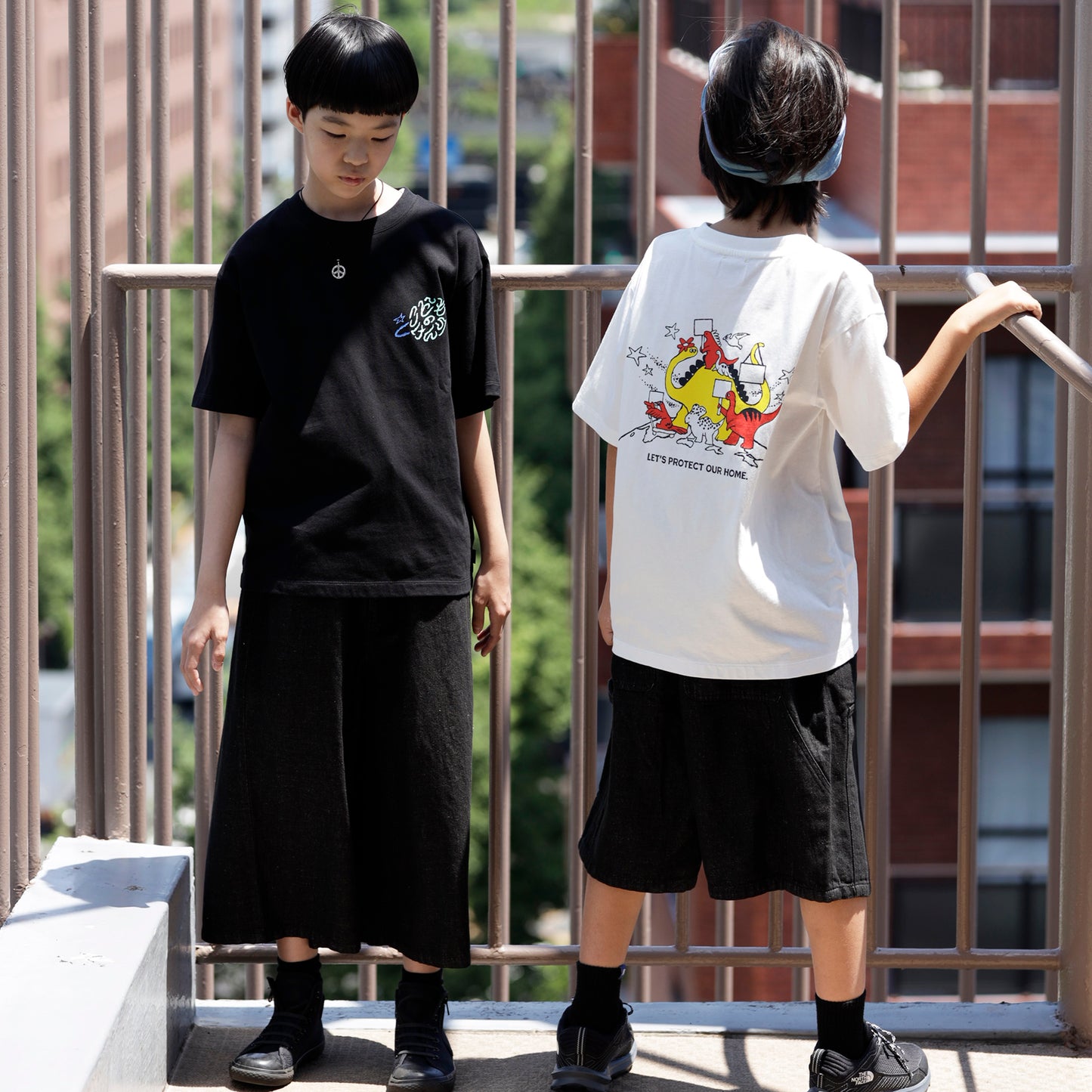 Tシャツ(ブラック)｜こどものけんり ARCH&LINE × SUPER-KIKI